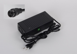 Nabíječka  k elektrické koloběžce City Boss GT8 / D1000 (60V/2A) 